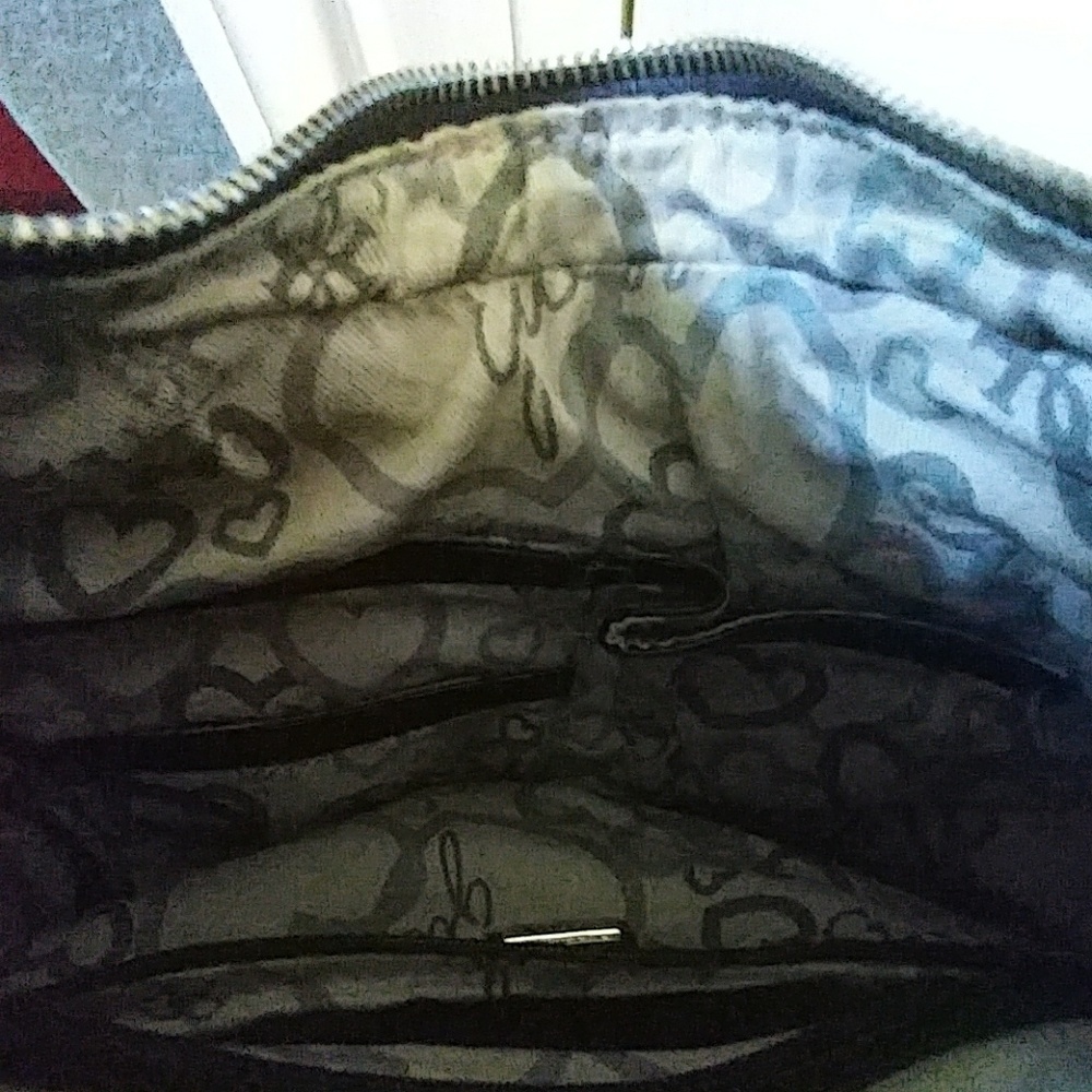 Purse - Picture 3 of 3